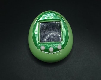 SKU B697P7263 | Tamagotchi iD Green White Button Bandai  Virtual Pet Giga Pets