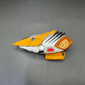 SKU | Power Rangers Dino Thunder Abaranger Yellow Drago Morpher