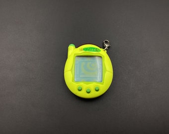 たまごっちコネクションV3 黄色、日本版 | 中古品 - Etsy 日本