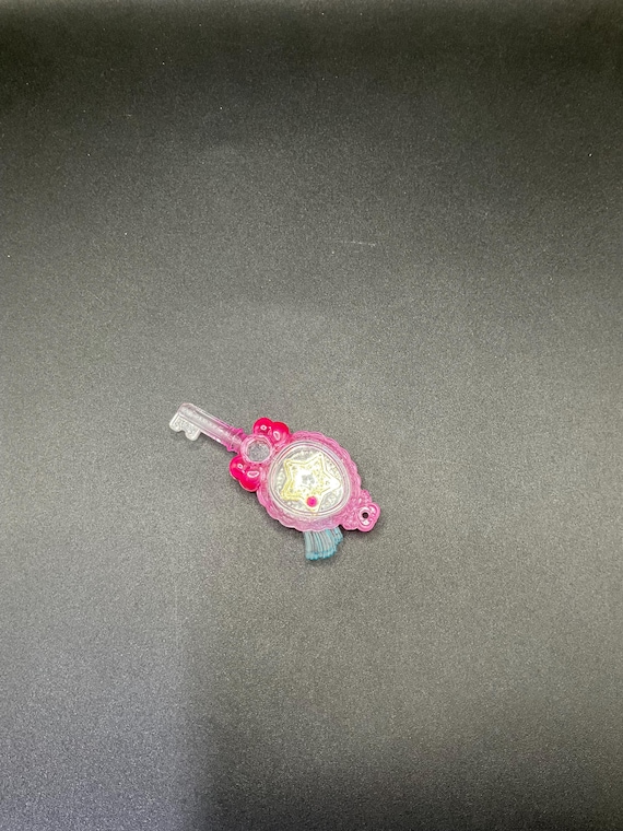 SKU B418P4605 | Bandai Kirakira Happy Hirake! Cocotama Ribbon's God Ribbon Figure