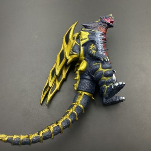 SKU FG F7 BANDAI 1998 King of Monster Figure Ultraman Kaiju