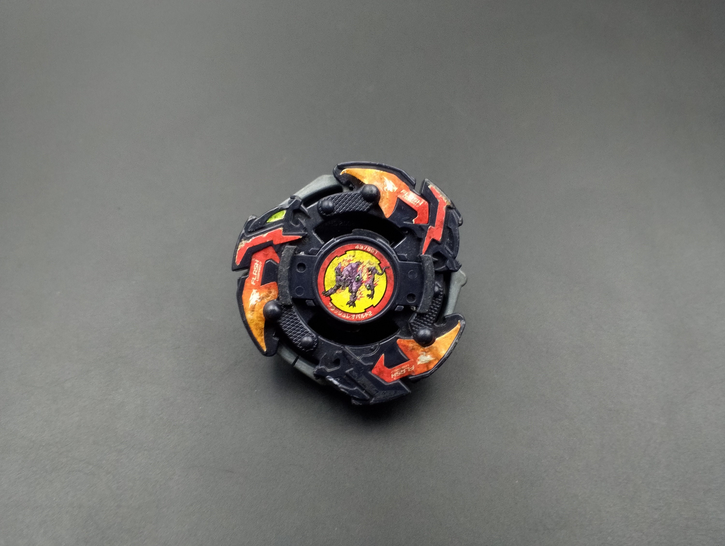 SKU BB2 F76 | Beyblade Takara , Black Flash Leopard 2 Bad