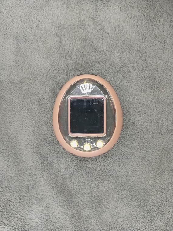 Amazon | Tamagotchi iD メロディクラウン | ハンドヘルドゲーム