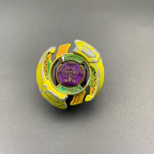691615003 | Beyblade Metal Fight Takara Tomy, Pre-Hybrid Quetzalcoatl Autentisk Attacktyp
