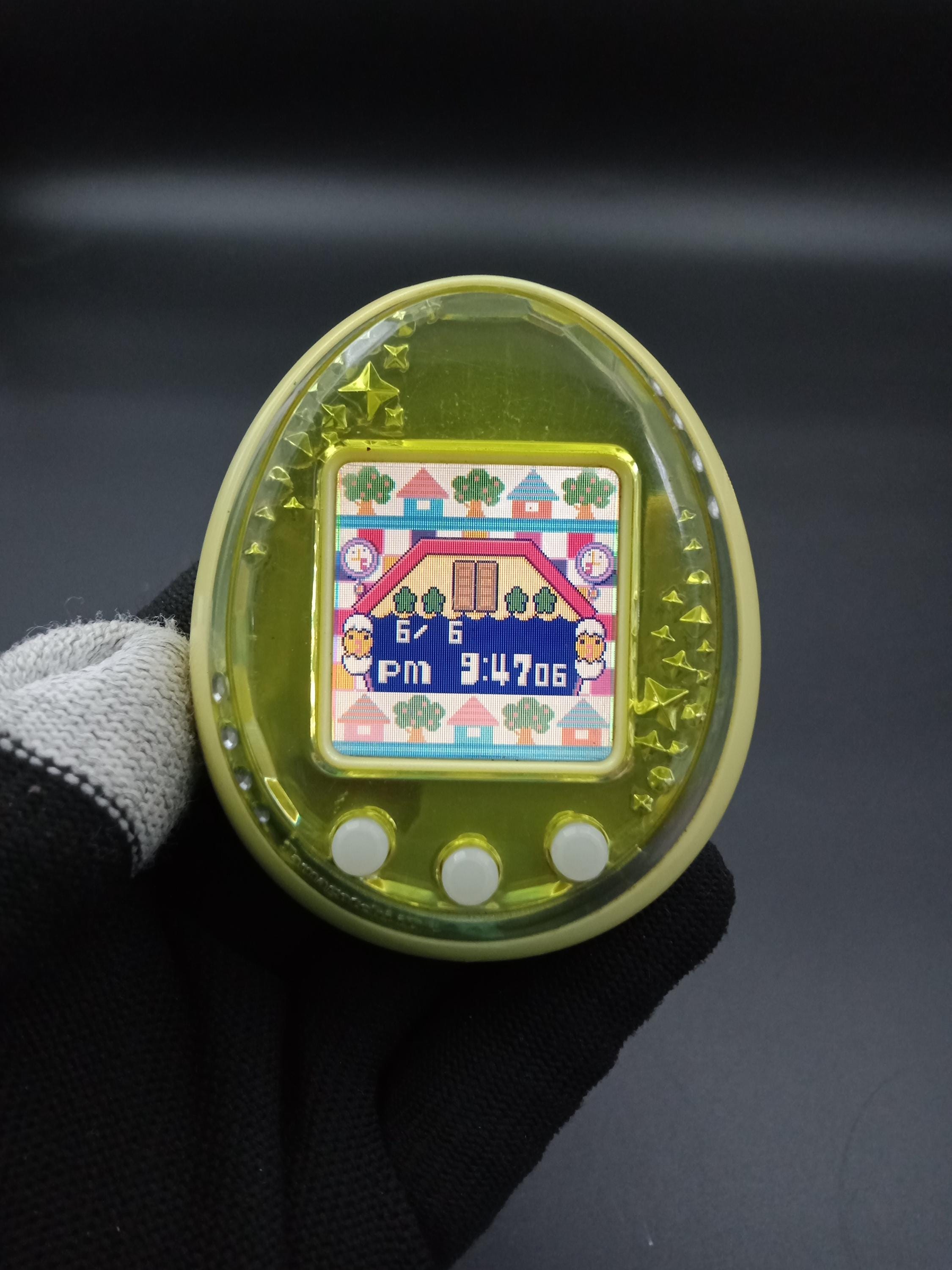 Buy SKU YU 700 | Bandai Tamagotchi Id L Yellow Japan Online in