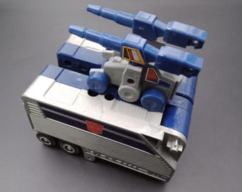 SKU B771P8287 | Takara Cybertron God Bomber Transformers