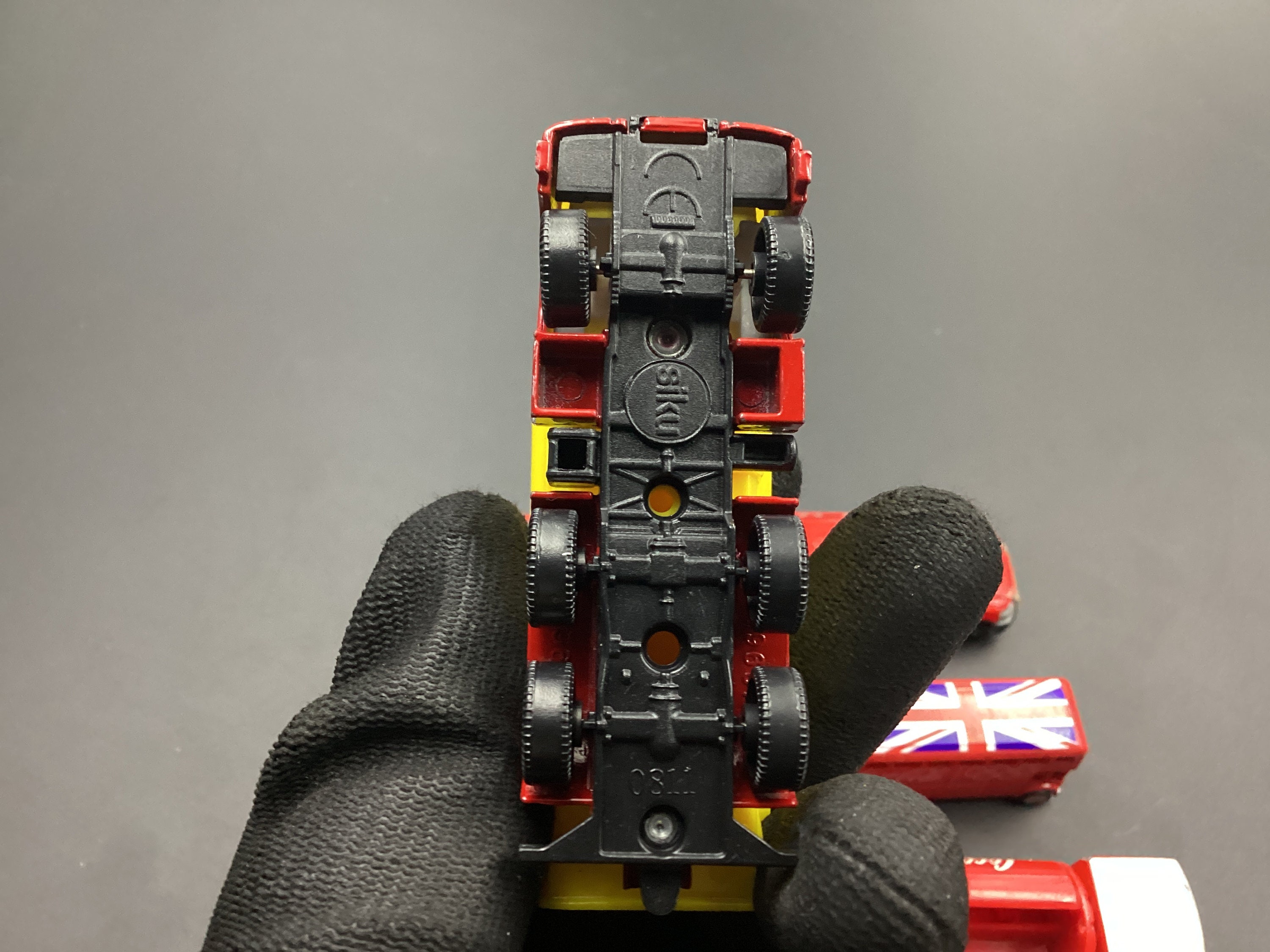 1/200 ANA ボーイング 737-500 “スーパードルフィン 1995/2020