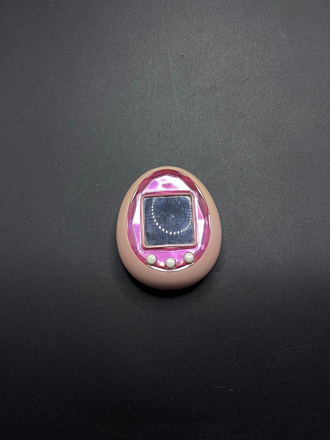 【動作確認済み】Tamagotchi iD たまごっちID ピンクゴールド たまごっちID ピンク ジャパンバージョン | 中古、状態良好