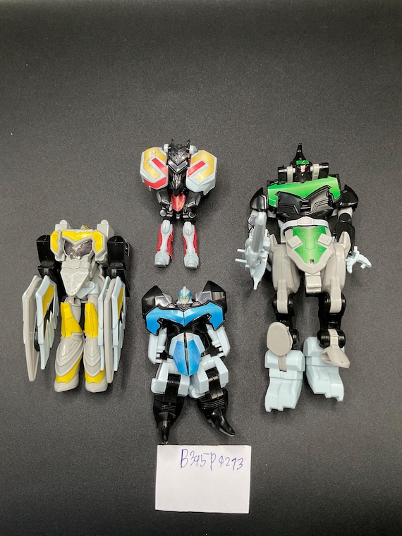 SKU B345P4213 | Power Rangers Mystic Force Magiranger DX Magi King
