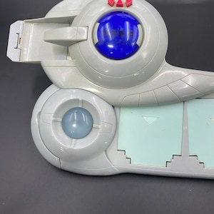 yugioh duel disk card launcher Yu-Gi-Oh! Duel Disk Launcher Chief Cards