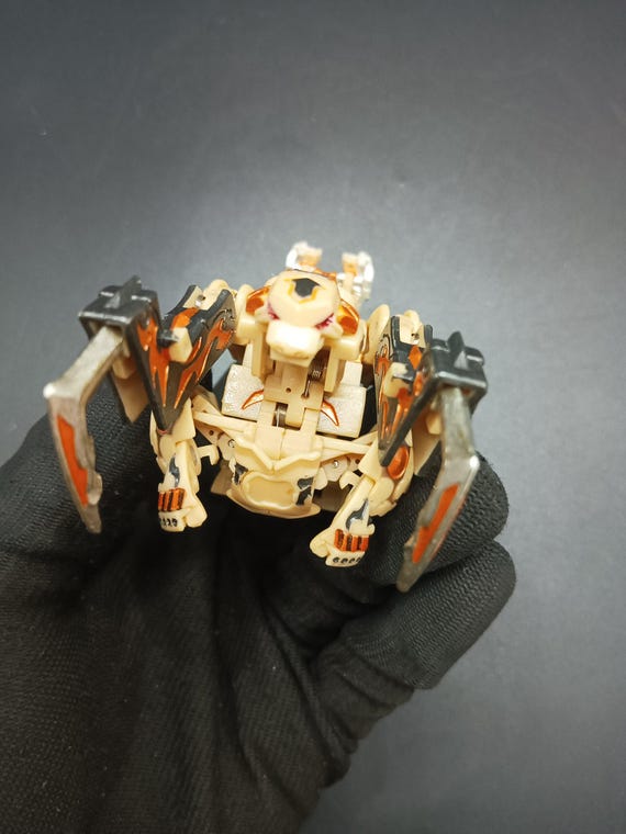 SKU | Bakugan Helix Dragonoid 840g & CHOMPIXX 130g Gear Set