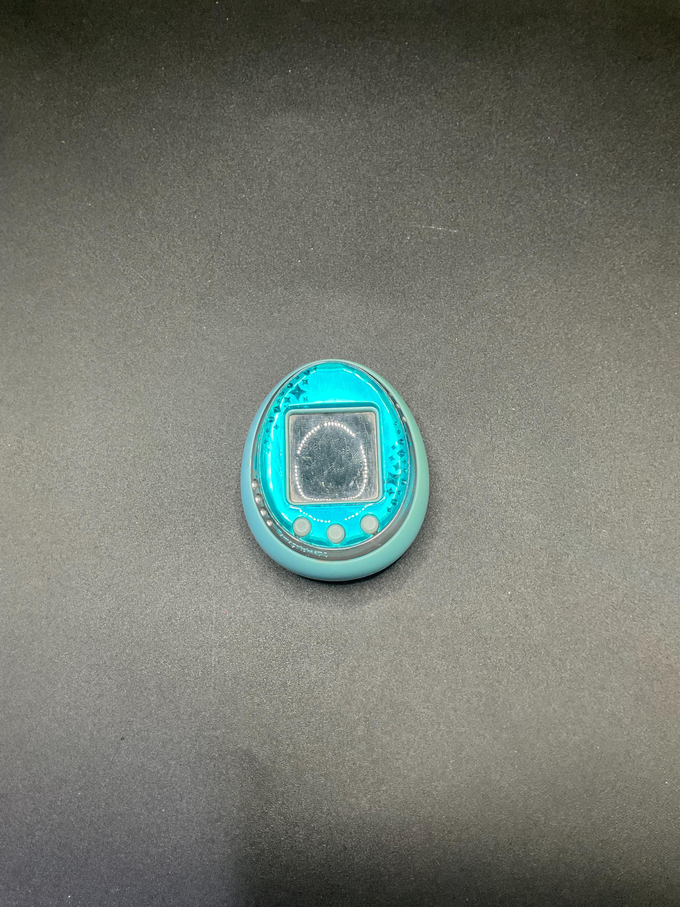 SKU B426P4715 Tamagotchi Id L Blue Bandai Japanese Version