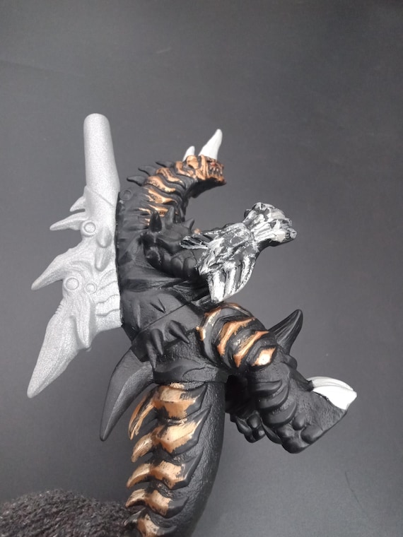 SKU B750P8082 | Grigio King Ultraman Kaiju Ultra Monster Bandai