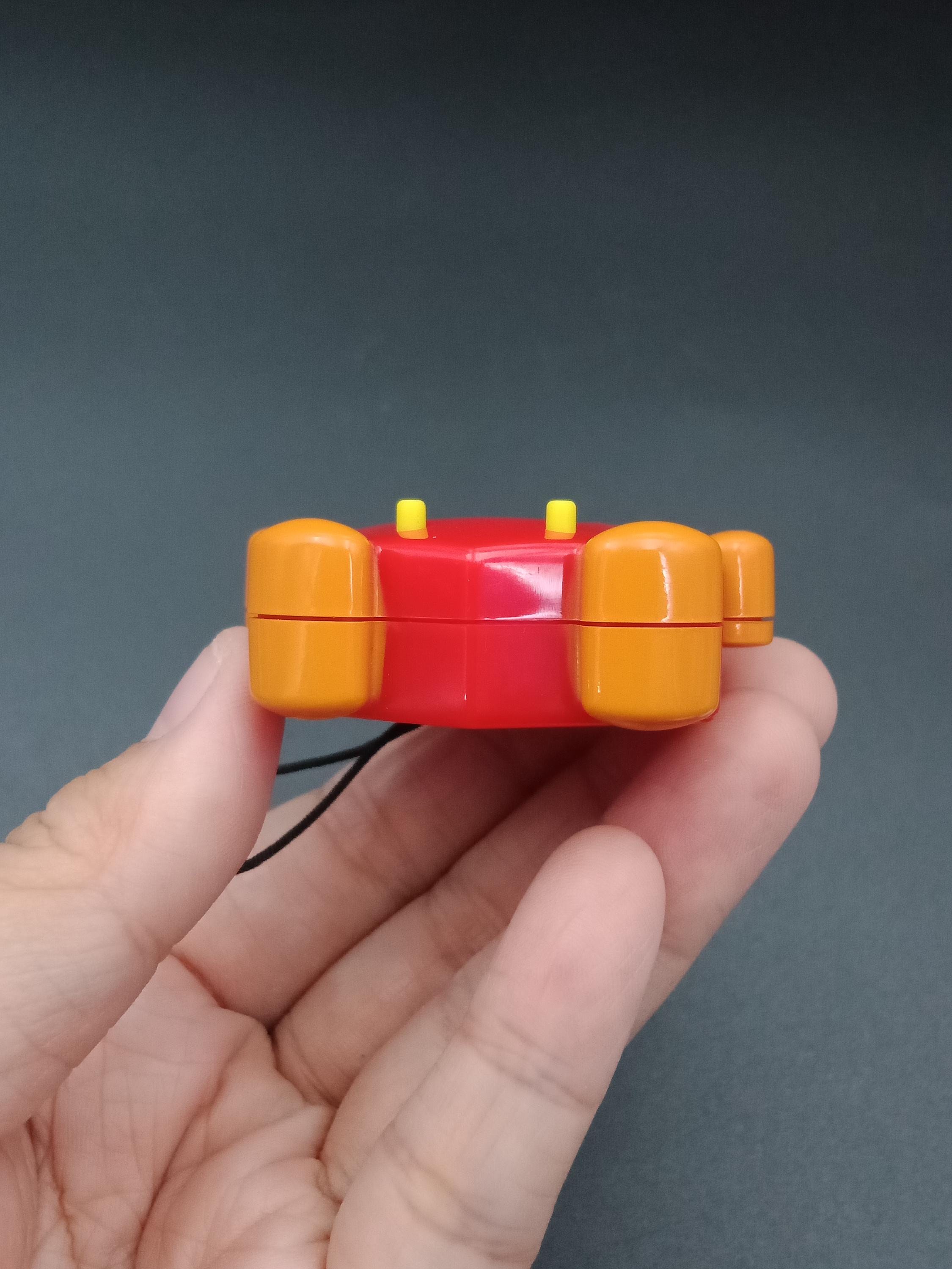 SKU YU296 | Pocket Quiz Hexagon a Quiz Game Similar to Tamagotchi