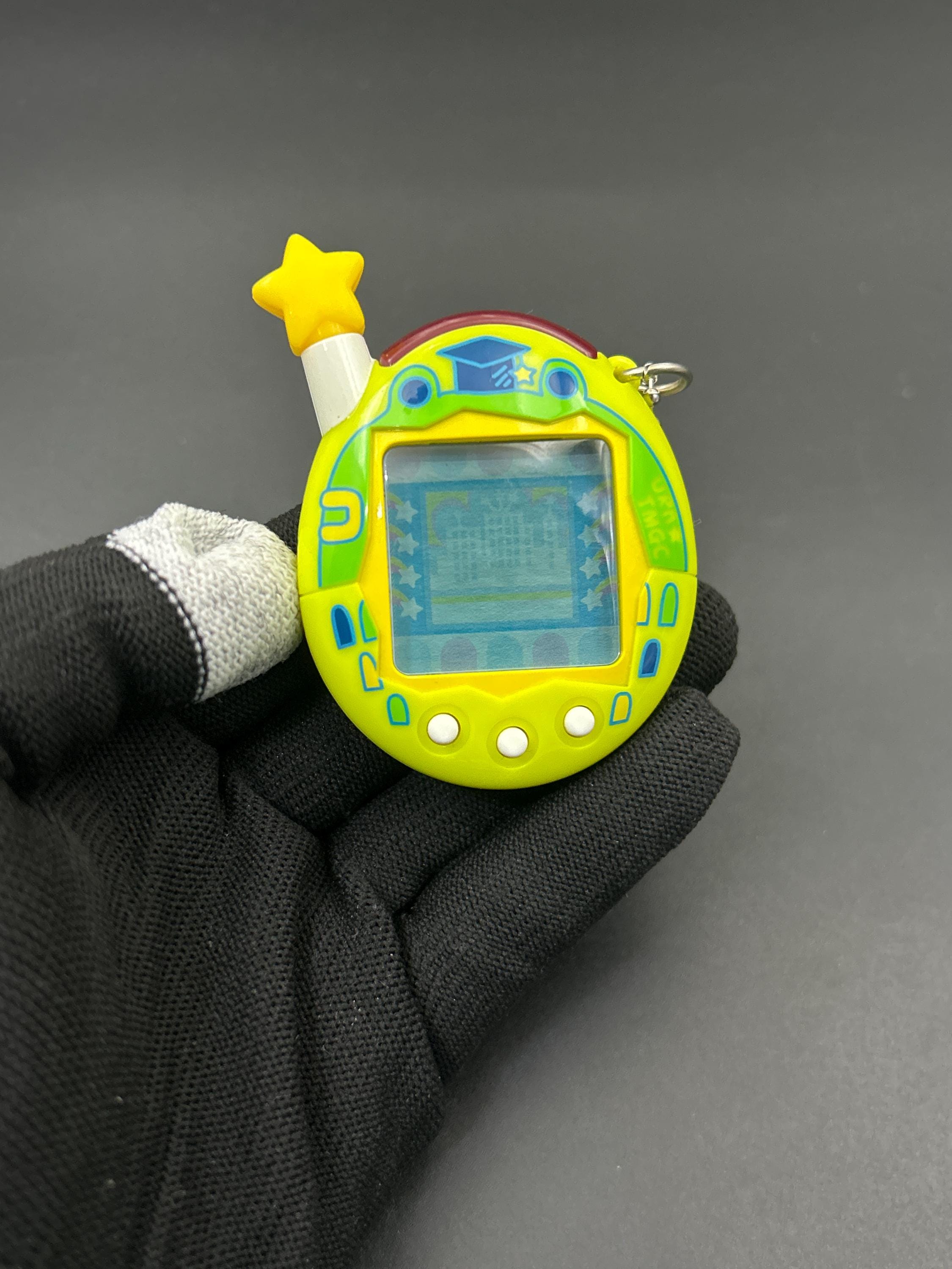 TAMAGOTCHI CONNECTION V4 EUR 111,46 - FR