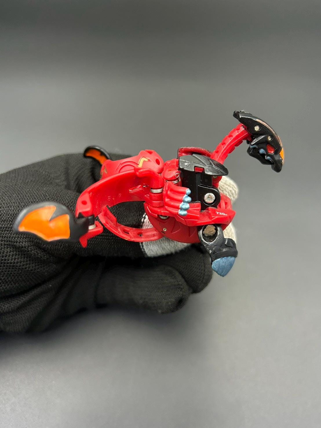 SKU B838P10044 | Saga Toys Japan Bakugan Viper Helios (custom