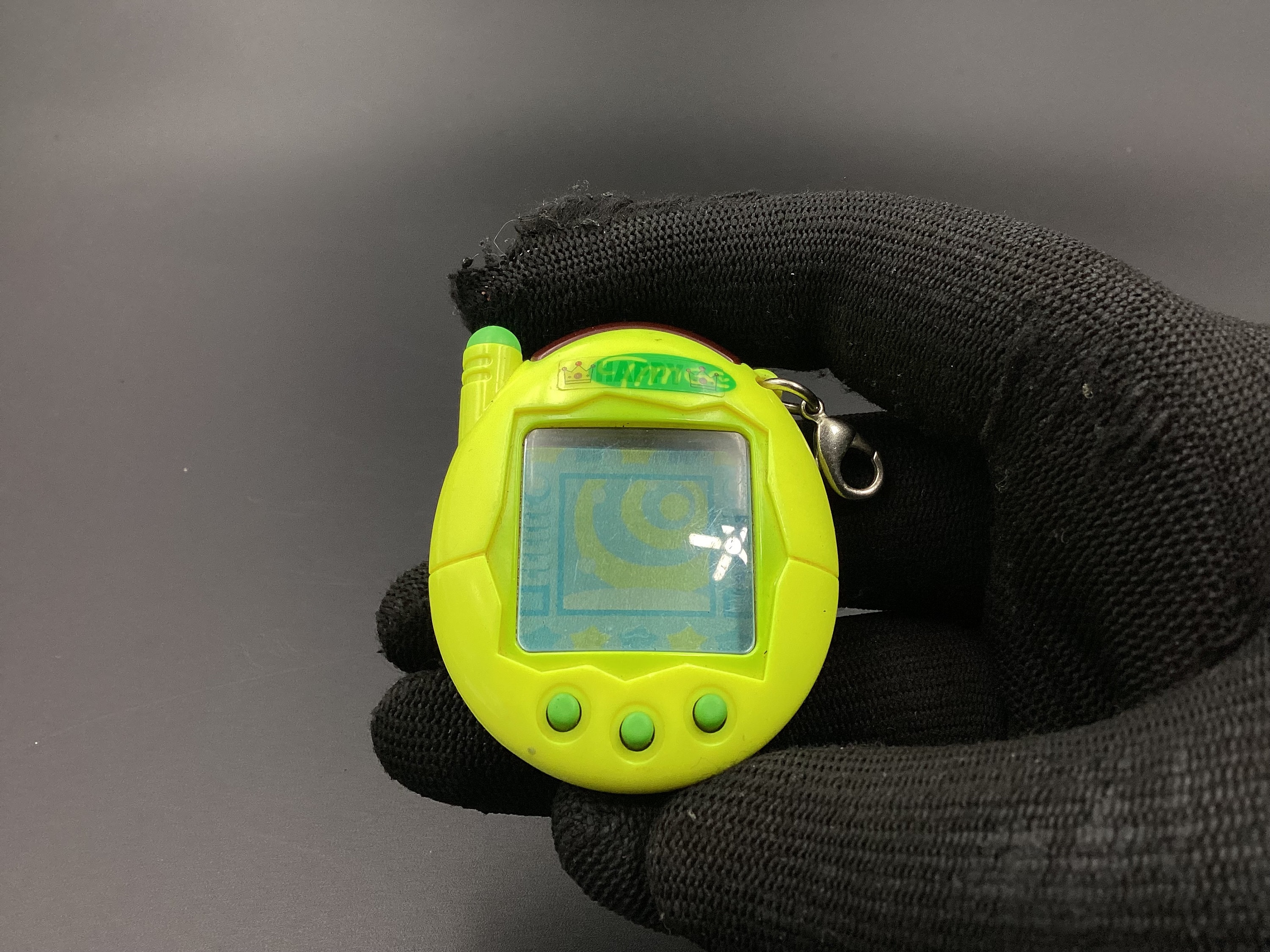 たまごっちコネクションV3 黄色、日本版 | 中古品 - Etsy 日本