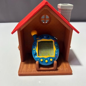 Häuschen für Tamagotchi&Hamtaro | Display-Halter für alle Tamagotchi Modelle Sammlung