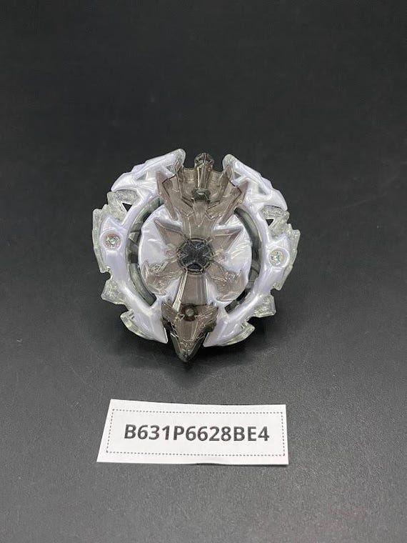 SKU B631P6628BE4 | Xeno Xcalibur Vertical Claw Beyblade Burst Dual