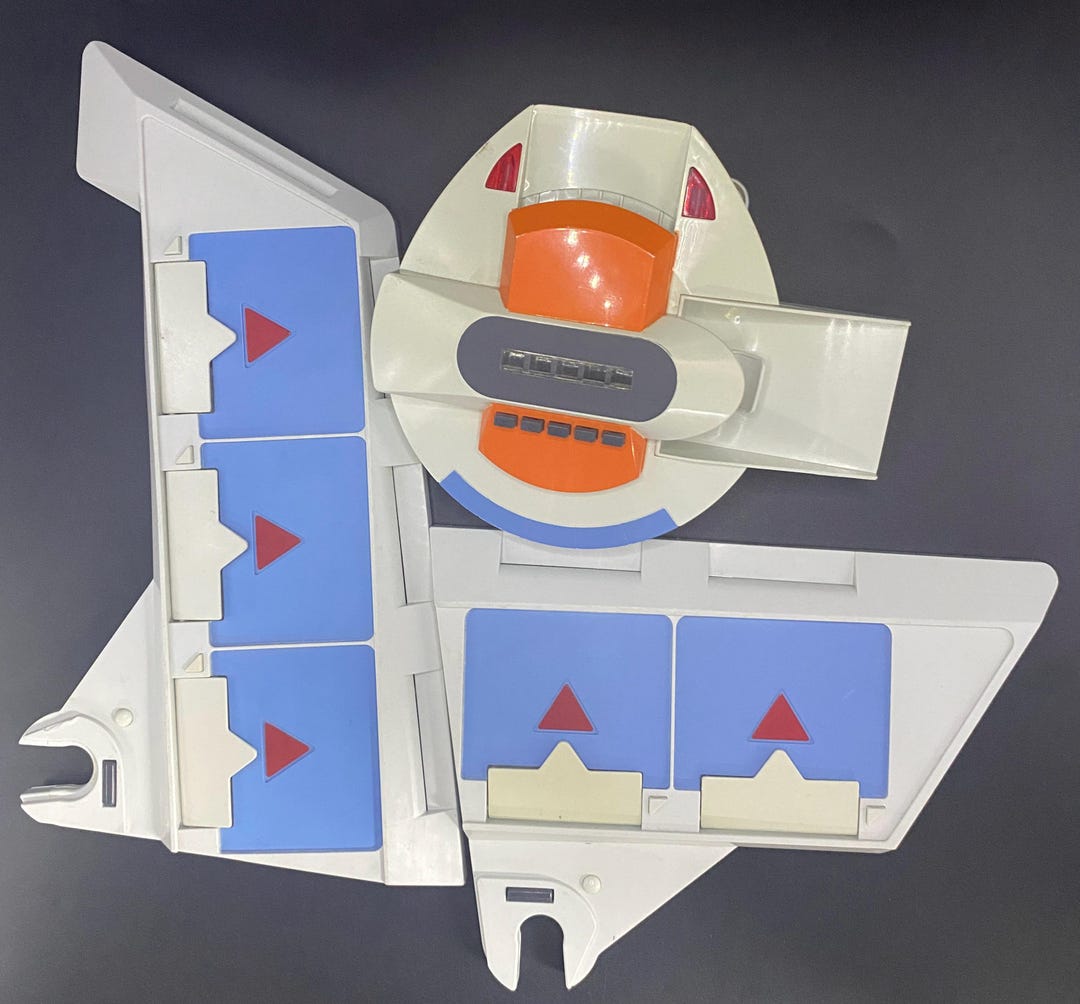 SKU B540P3234 YW4| Yu-gi-oh! Duel Disk Yusei Version Launcher DX