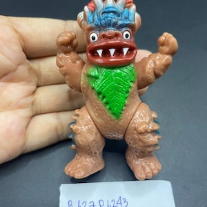 B627P6243 | Bullmark Ultraman Series Capsule Kaiju Brown Miklas Limited Sofubi Figure