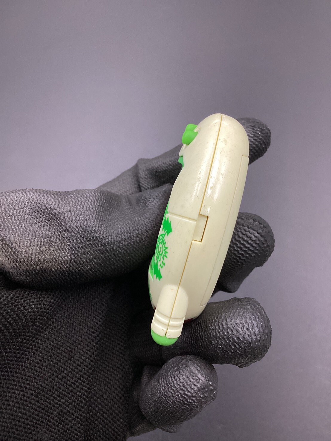 たまごっち　connection V3 コネクション　海外版　正規品　グリーン たまごっち connection V3 コネクション 海外版 正規品 グリーン