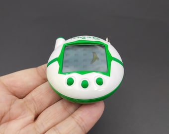 たまごっち connection V3 コネクション 海外版 正規品 グリーン