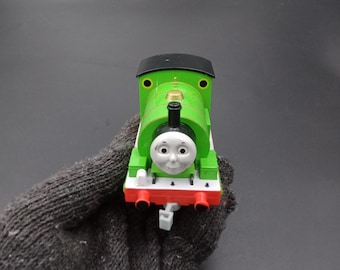 SKU B770P8236 / Tren motorizado Thomas y sus amigos Auténtico Takara Tomy Japan Cargo