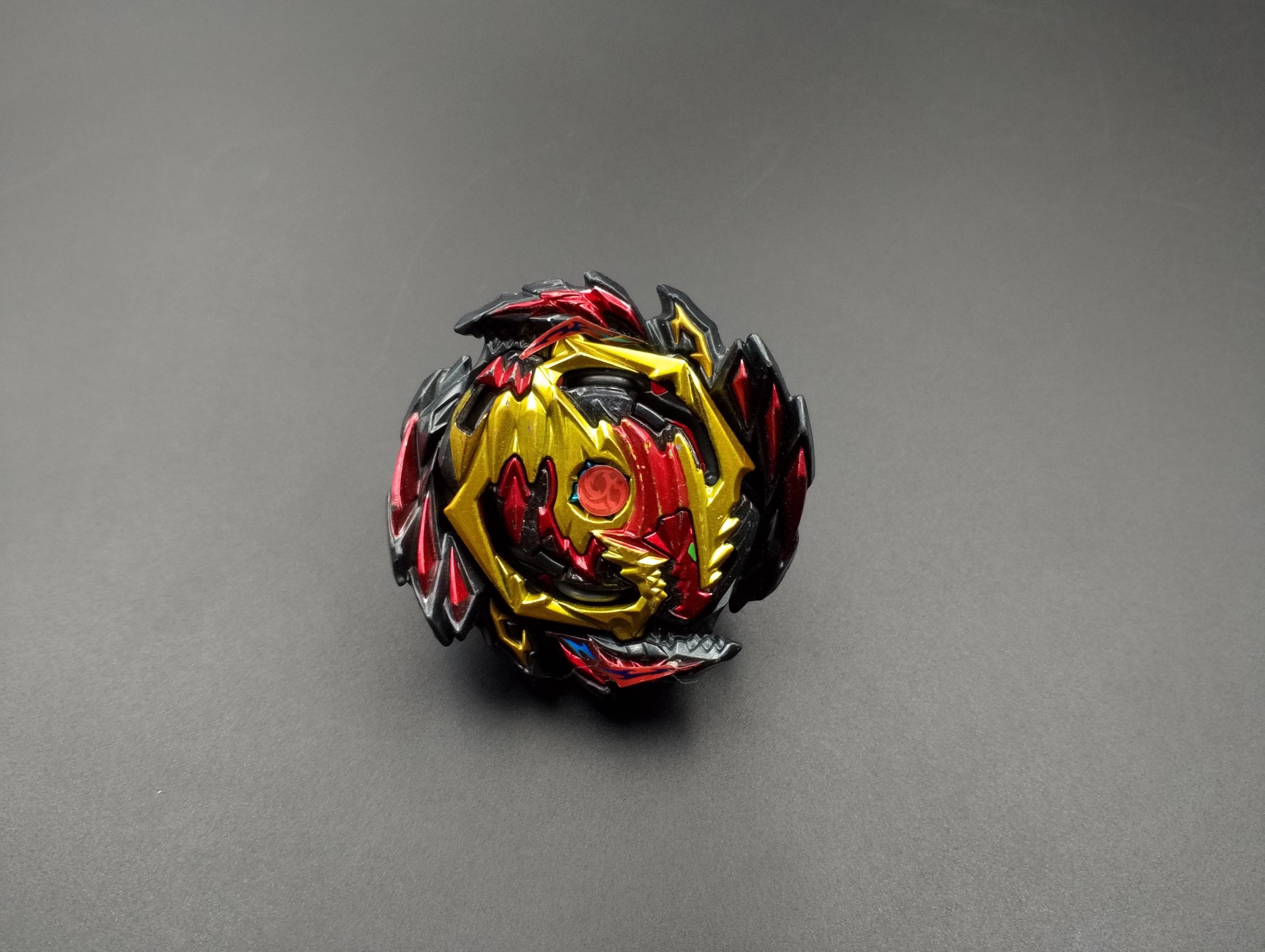 SKU BB04 F122 Beyblade Takara Tomy B-145 DX Starter Venom