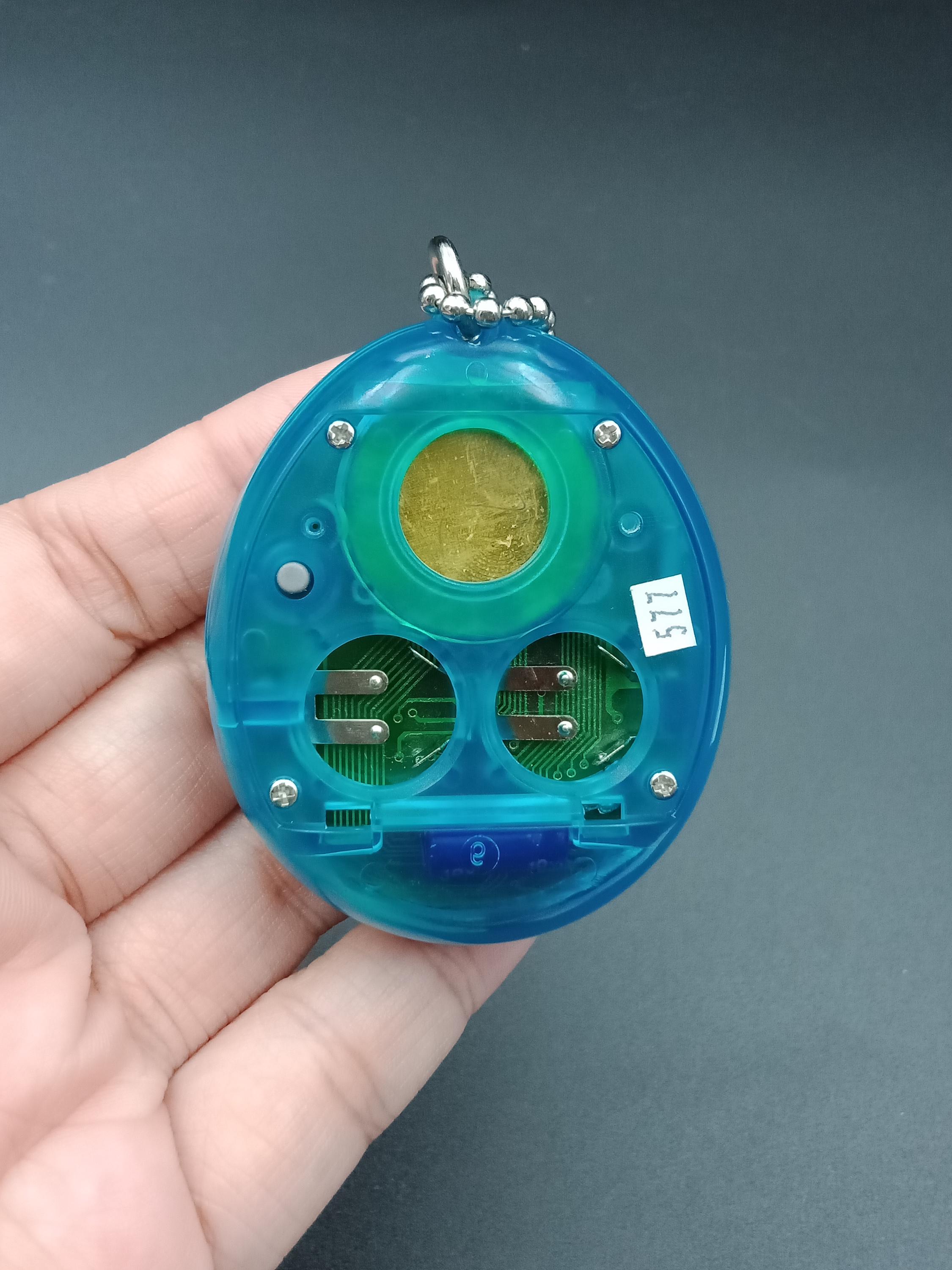 SKU YU345 | Tamagotchi P1/P2 Blue Bandai Japanese - Etsy