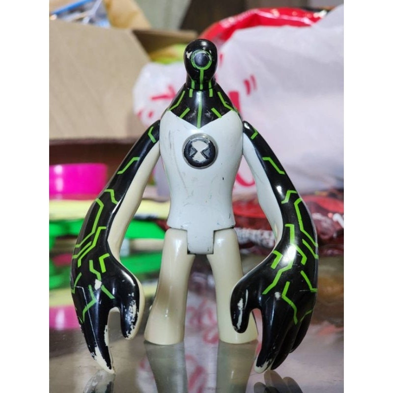 Bandai Ben 10 Alien Swarm Movie Set 1 Collection Action Figure for sale  online