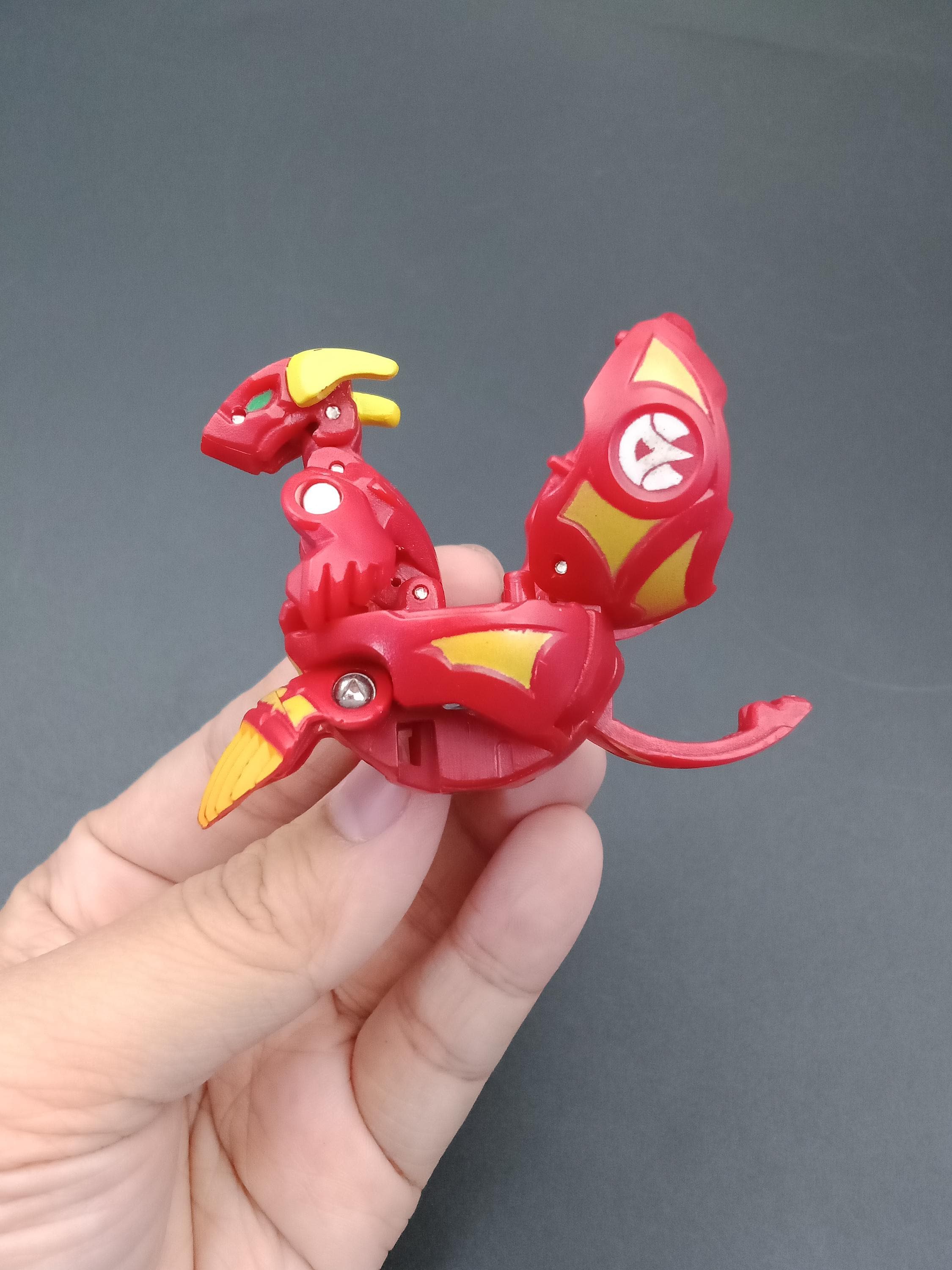 SKU B810P9140 | Bakugan HELIX Dragonoid Red Pyrus Sega Toys Japan