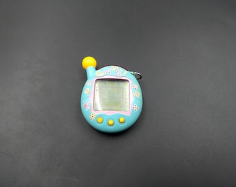 Tamagotchi Bandai Connection Wiz 2004 V2 transp.. | Köp på Tradera