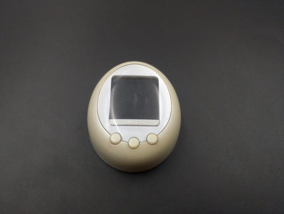SKU TC F53 | たまごっちプラス カラー ホワイト Vペット 日本正規品