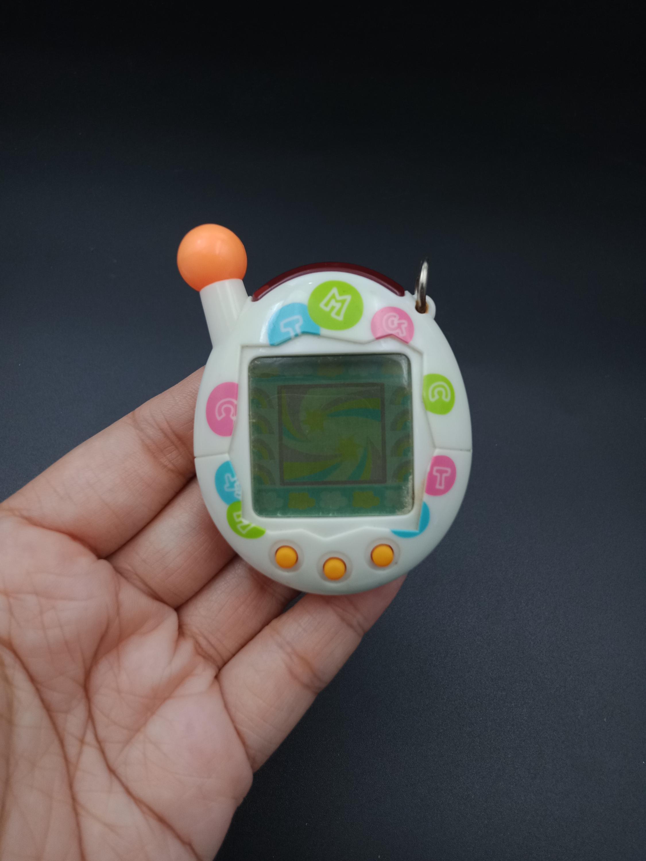 SKU YU275 | Bandai Japan Tamagotchi V4 Connection Plus Beads White