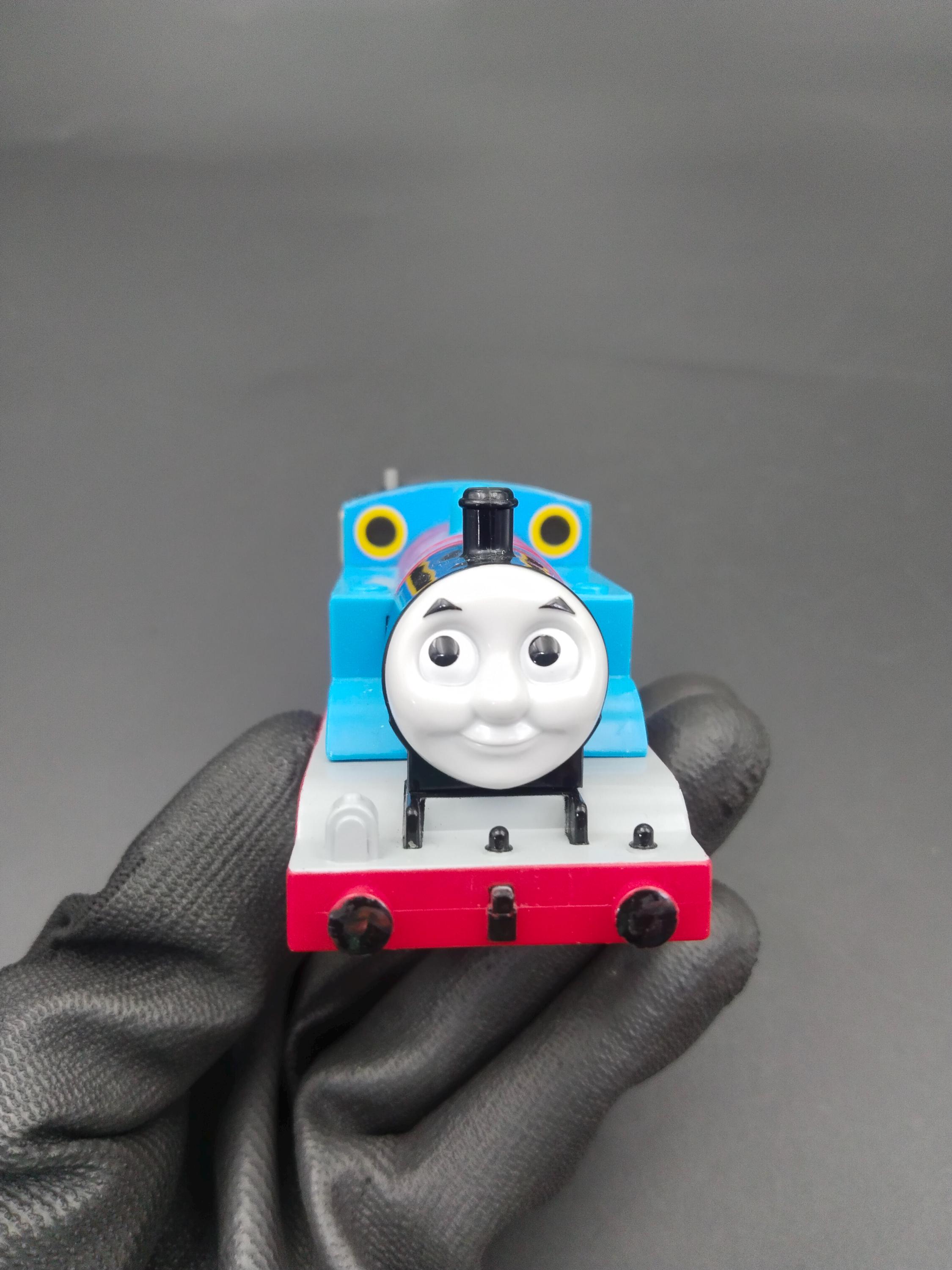 SKU B815P9678 | Thomas & Friends Motorized Train Authentic Takara
