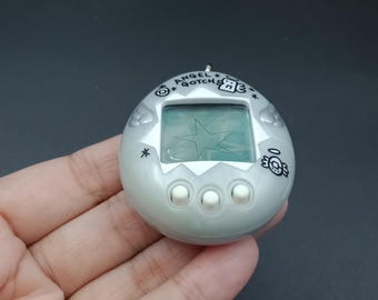 SKU B924P11740 | Bandai Japanese Tamagotchi Angel Gotch Silver - Etsy