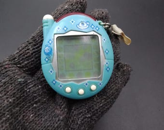 たまごっち ID L 日本版、レアな紫色のシェル、中古、ヴィンテージ