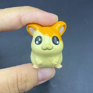 SKU B571P5559HA1 | Hamtaro Hamster XLC Hamtaro 2000 Epoch Mini 1&quot; Vintage