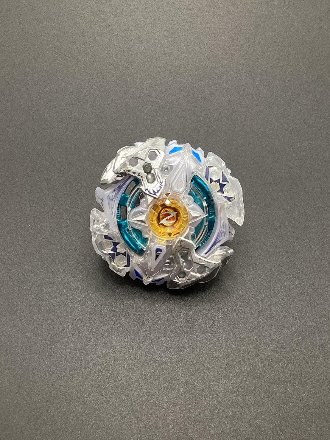 SKU BB04 F160 | Beyblade Takara Tomy , Galaxy Zeus White - Etsy