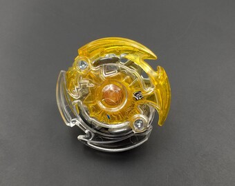 SKU BB04 F46 | ベイブレード タカラトミー、イエロー ダークデス