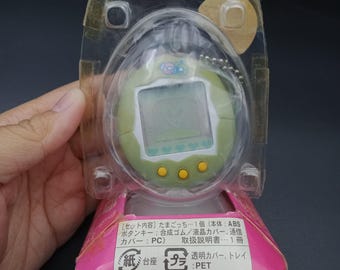 2004年製 たまごっちコネクション V2 オリジナル グリーン＆フラワー