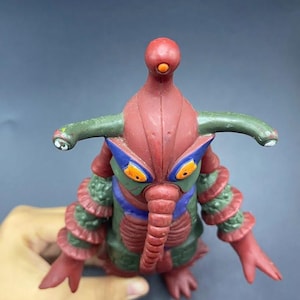 SKU B628P6305ULS5| Ultra Monster Ultraman Kaiju ALIEN HIPPORIT 1984 Sofvi Tsuburaya