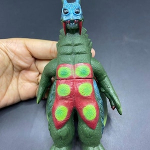 SKU B628P6334UL5 | Bandai Ultraman Ultra Kaiju Series Sofubi Soft Vinyl Figure