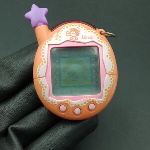 Tamagotchi Connection V4 Sakura – Édition Anglaise, 2004 – Nostalgie Garantie