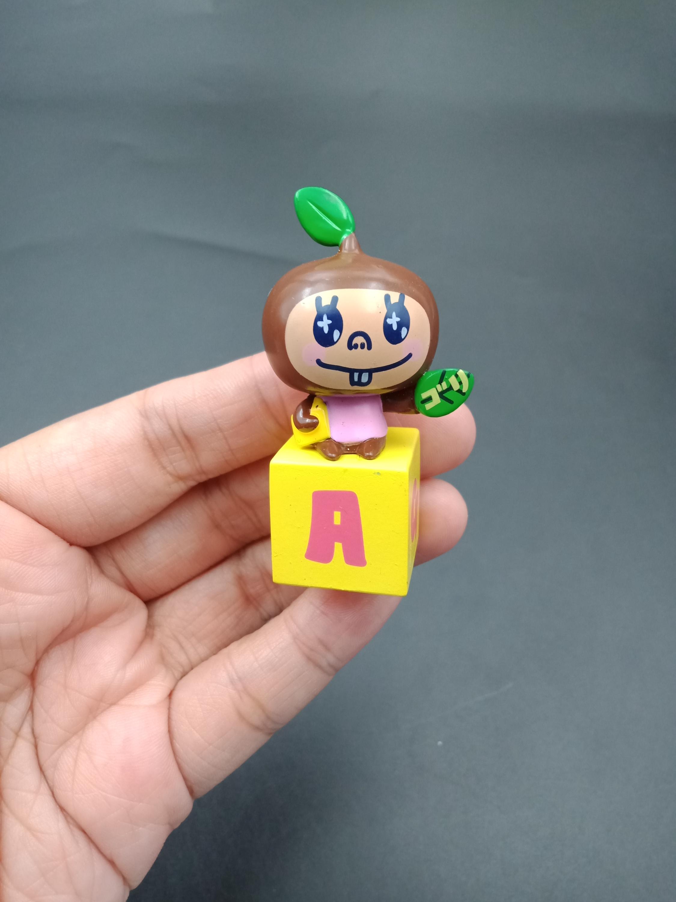 SKU B699P7288TA7 | Bandai Tamagotchi Characters Mini Mascot House