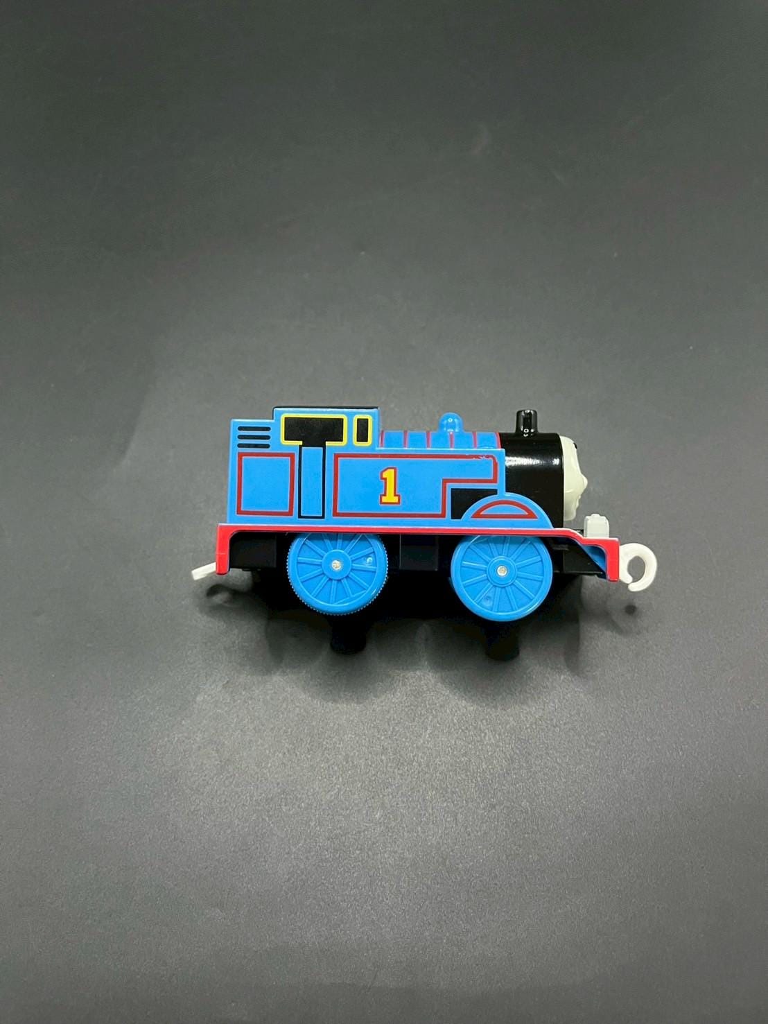 SKU B613P5884 | TOMY PLARAIL Thomas & Friends Pull Along James - Etsy