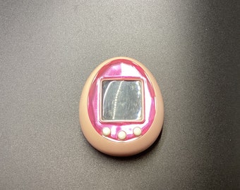 たまごっちID ピンク、日本語版 | バンダイ正規品 | 中古、傷あり