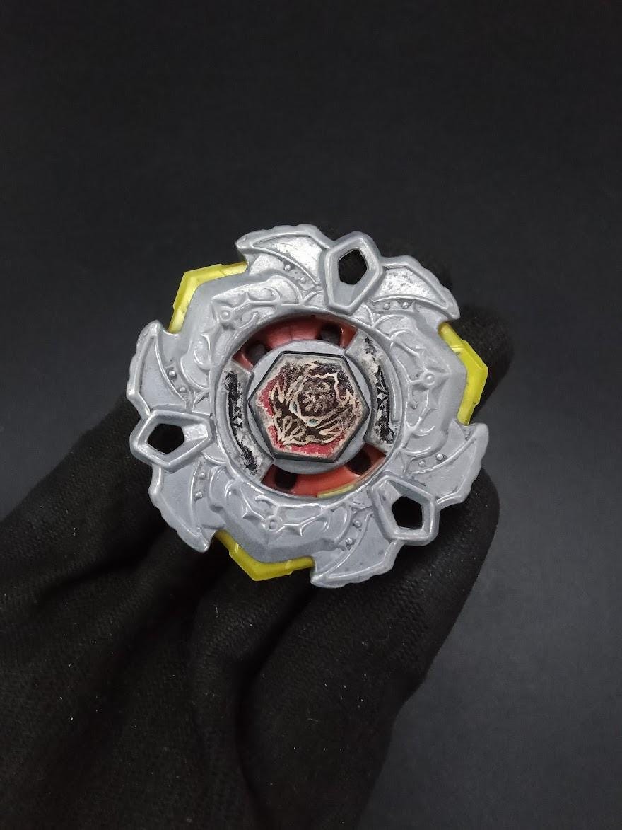 SKU B743P7931 | Variares Beyblade Metal Fight Takara Tomy Metal