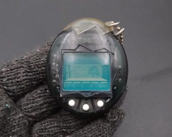 2004年製 たまごっちコネクション V2 オリジナル グリーン＆フラワー